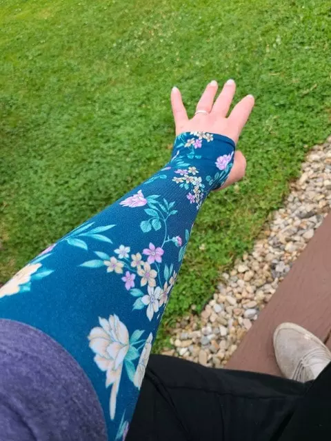 what are gardening sleeves